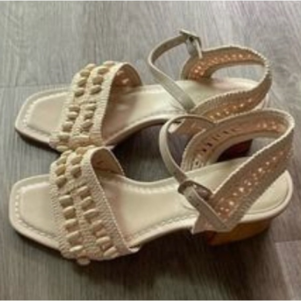 bernardo belize cream crochet beaded leather sole high heel summer sandals Sz 9